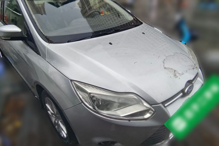 Used Ford Focus 2012 Sedan 1.6L Manual Fashion Edition Front Right 45 Deg