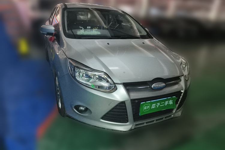 Used Ford Focus 2012 Sedan 1.6L Manual Comfort Model Front Right 45 Deg