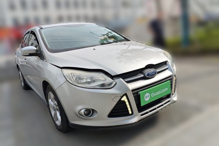 Used Ford Focus 2012 Sedan 1.6L Automatic Fashion Edition Front Right 45 Deg