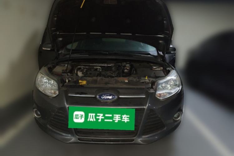 Used Ford Focus 2012 Sedan 1.6L Manual Fashion Edition Front