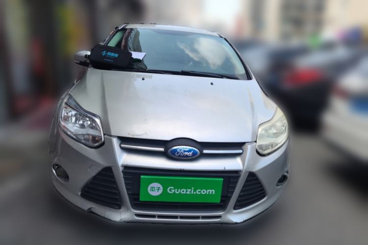 Used Ford Focus 2012 Sedan 1.6L Manual Fashion Edition Front