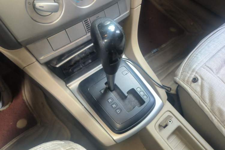 Used Ford Focus 2012 Sedan Classic 1.8L Automatic Base Model Gear Lever