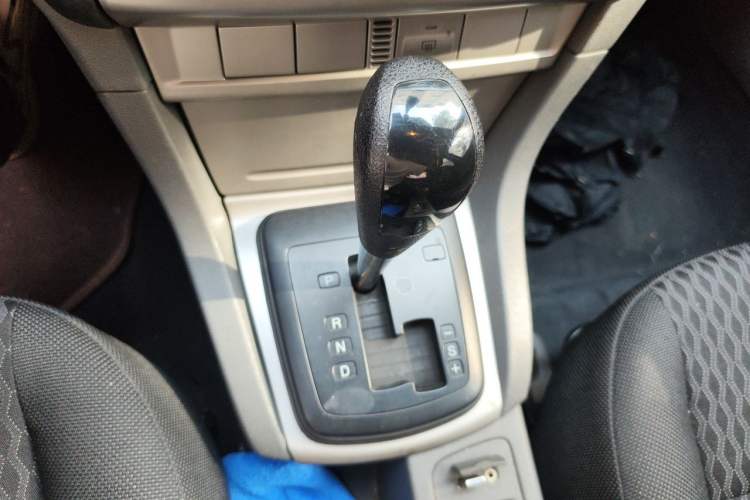 Used Ford Focus 2012 Hatchback Classic 1.8L Automatic Base Model Gear Lever