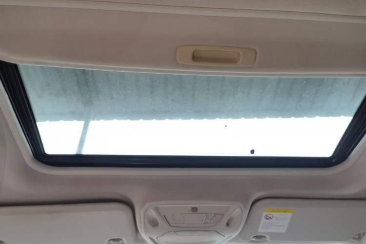 Used Ford Focus 2012 Sedan 1.6L Automatic Fashion Edition Headliner