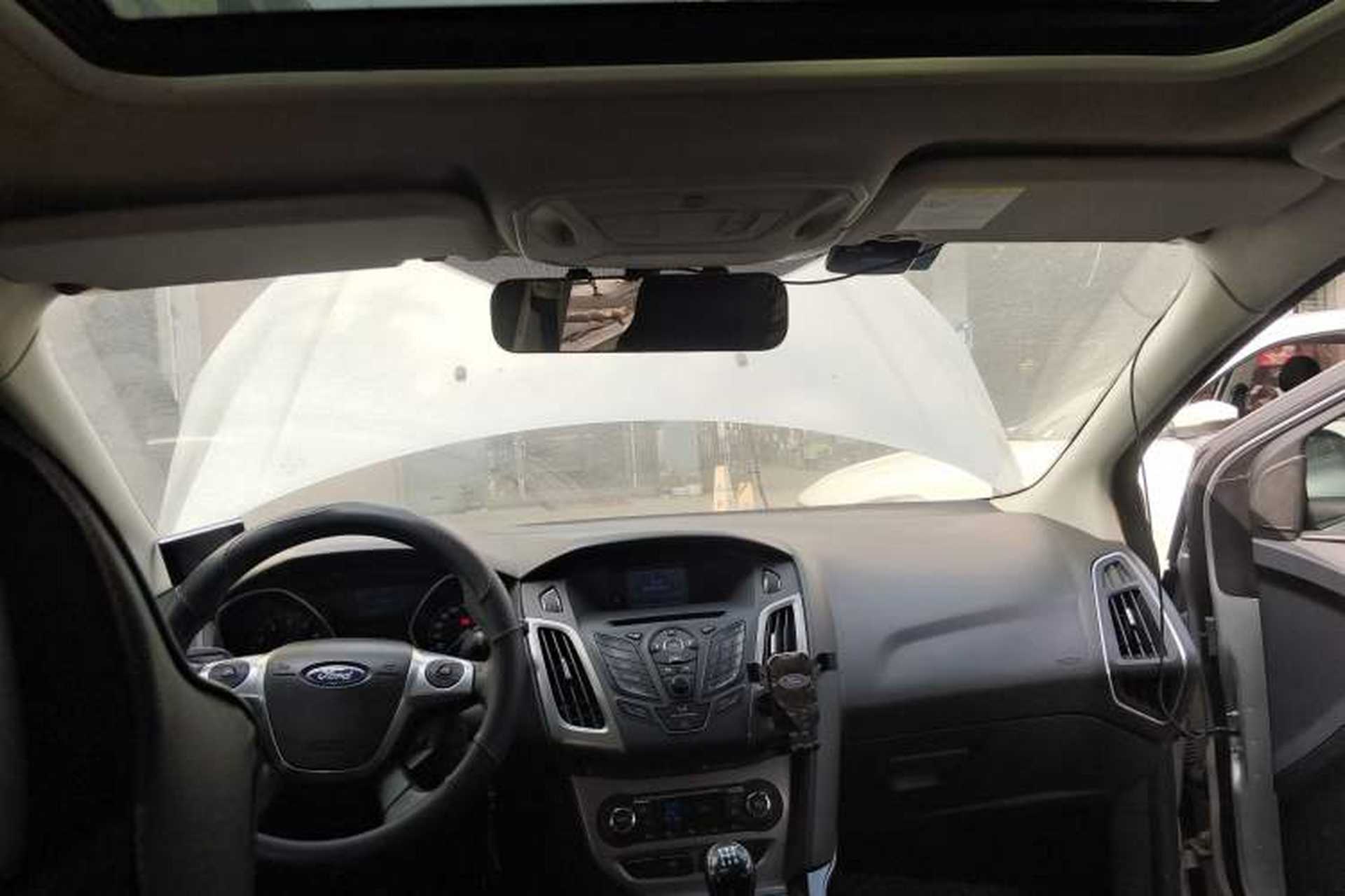 Used Ford Focus 2012 Hatchback 1.6L Manual Fashion Edition Headliner