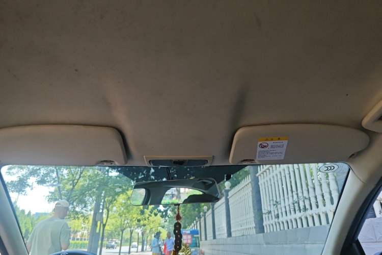 Used Ford Focus 2012 Sedan Classic 1.8L Manual Base Model Headliner