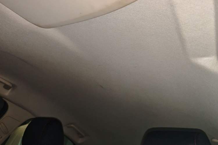 Used Ford Focus 2012 Sedan Classic 1.8L Manual Base Model Headliner