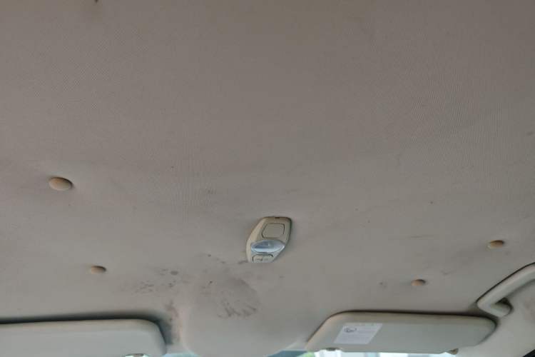 Used Ford Focus 2012 Sedan 1.6L Manual Comfort Model Headliner