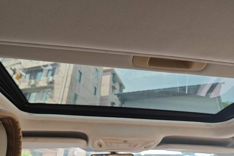 Used Ford Focus 2012 Sedan 1.6L Automatic Fashion Edition Headliner