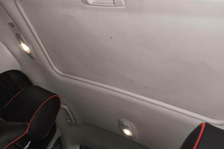 Used Ford Focus 2012 Sedan 1.6L Automatic Fashion Edition Headliner