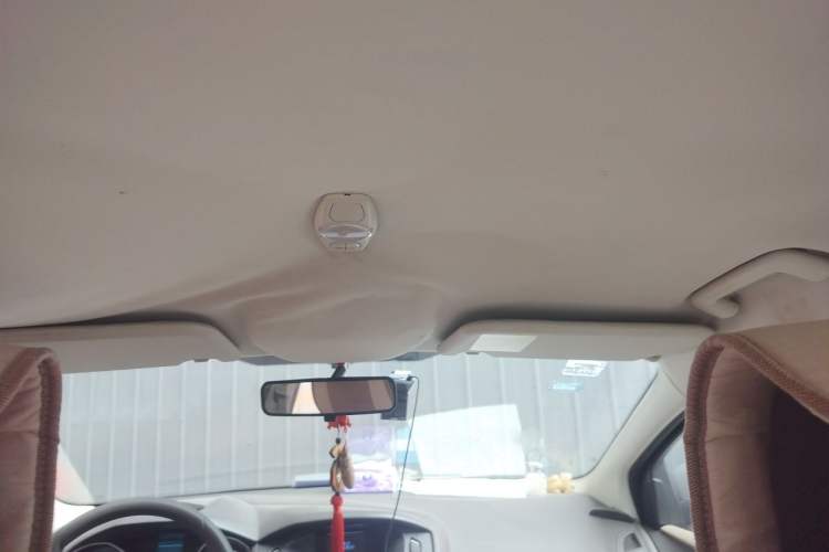 Used Ford Focus 2012 Sedan 1.6L Automatic Comfort Model Headliner
