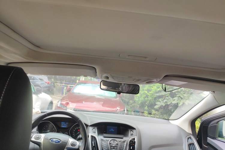Used Ford Focus 2012 Sedan 1.6L Automatic Fashion Edition Headliner
