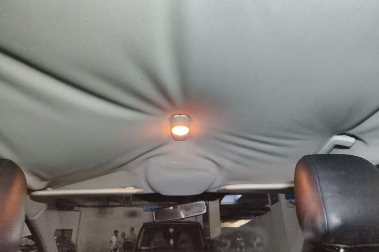 Used Ford Focus 2012 Sedan 1.6L Manual Comfort Model Headliner