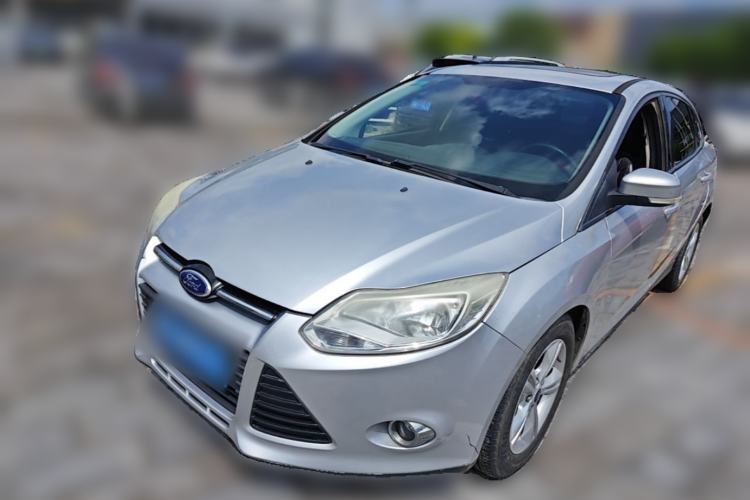 Used Ford Focus 2012 Sedan 1.6L Automatic Comfort Model Guazi used car, China used car export, Used car for sale, Used cars, Cheapest cars for sale