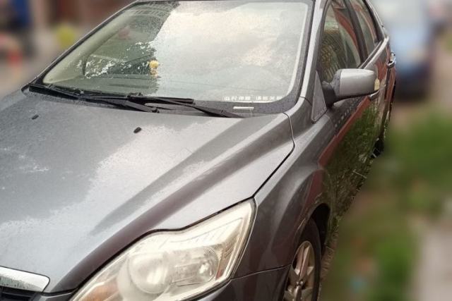 Ojetý Ford Focus 2012 Sedan Classic 1.8L Manual Base Model