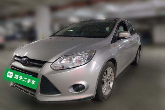 Ford Focus 2012 Hatchback 1.6L Automatic Comfort Model مستعملة