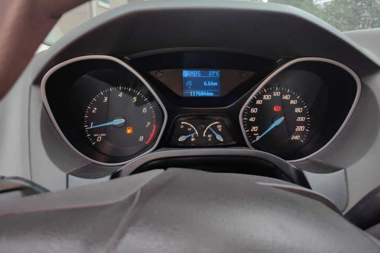 Used Ford Focus 2012 Sedan 1.6L Automatic Comfort Model Instrument Cluster
