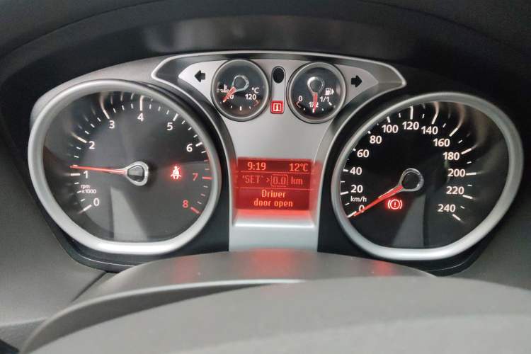 Used Ford Focus 2012 Sedan Classic 1.8L Manual Fashion Edition Instrument Cluster