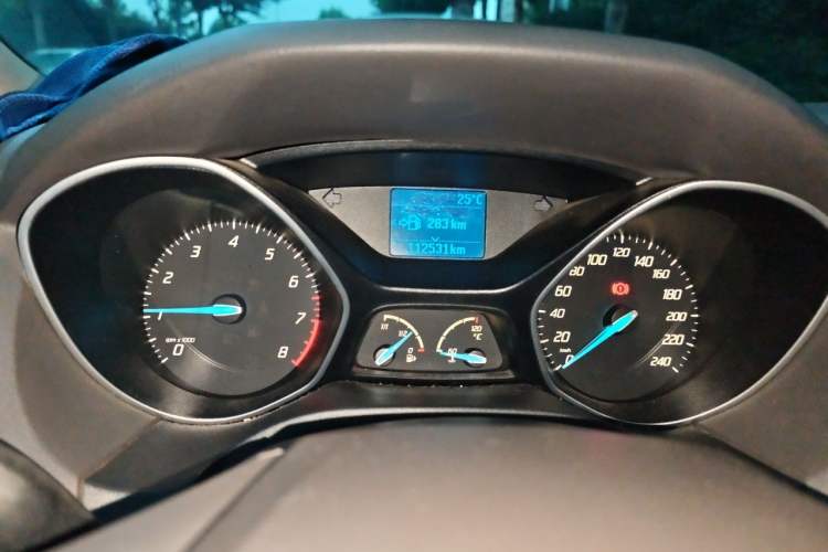 Used Ford Focus 2012 Sedan 1.6L Manual Fashion Edition Instrument Cluster