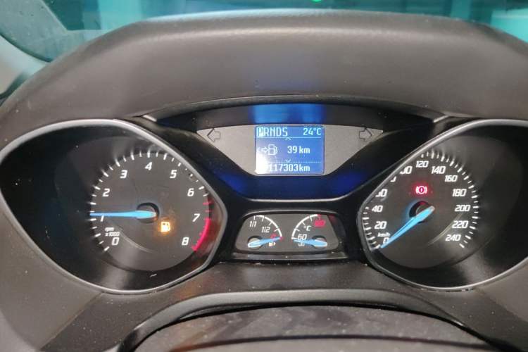 Used Ford Focus 2012 Sedan 1.6L Automatic Fashion Edition Instrument Cluster