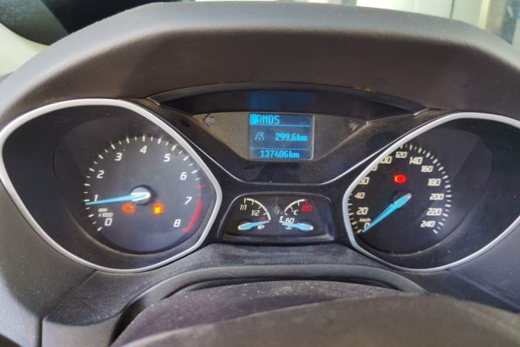 Used Ford Focus 2012 Sedan 1.6L Automatic Comfort Model Instrument Cluster