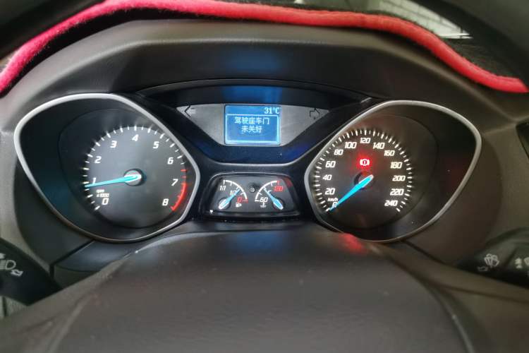 Used Ford Focus 2012 Sedan 1.6L Manual Comfort Model Instrument Cluster