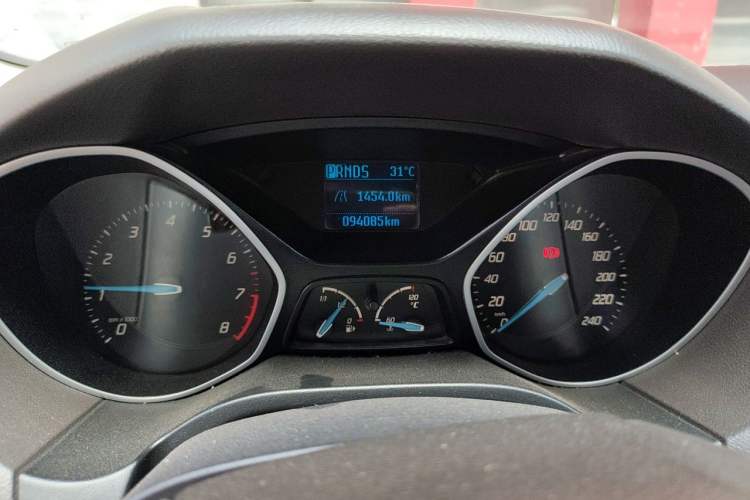 Used Ford Focus 2012 Sedan 1.6L Automatic Comfort Model Instrument Cluster