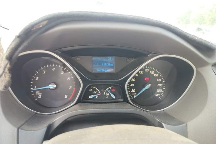 Used Ford Focus 2012 Sedan 1.6L Manual Comfort Model Instrument Cluster