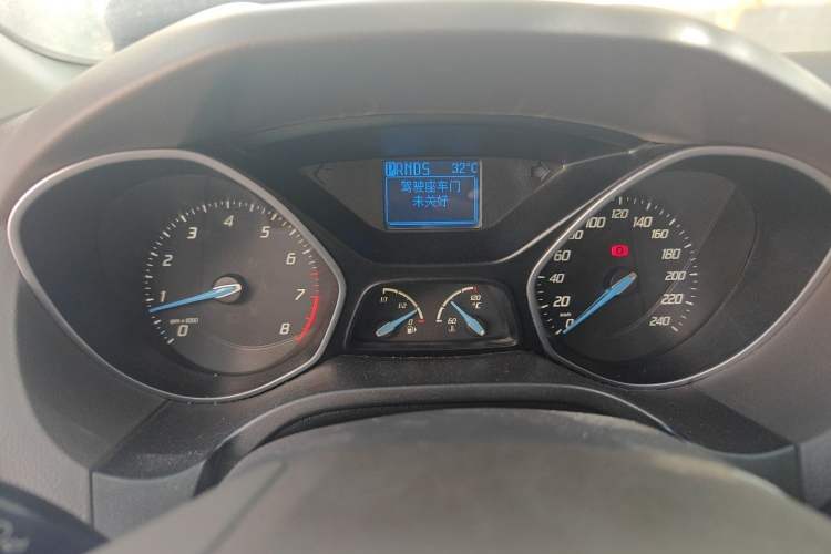 Used Ford Focus 2012 Sedan 1.6L Automatic Fashion Edition Instrument Cluster