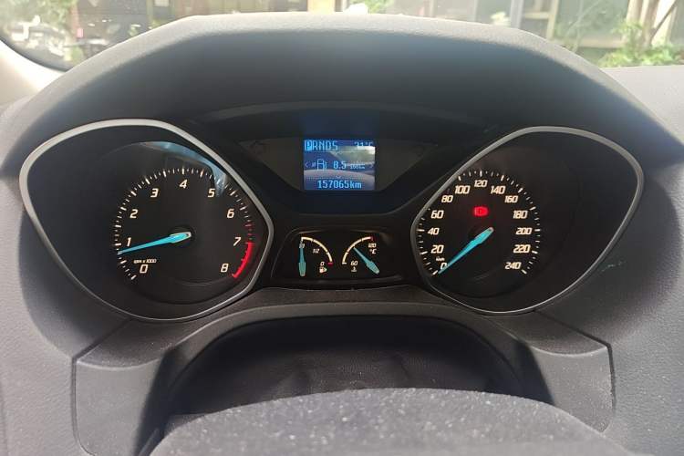 Used Ford Focus 2012 Sedan 1.6L Automatic Fashion Edition Instrument Cluster