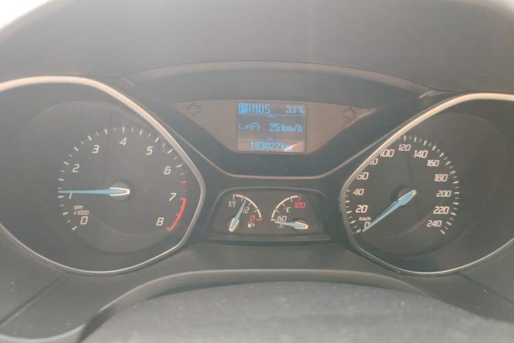 Used Ford Focus 2012 Sedan 1.6L Automatic Fashion Edition Instrument Cluster