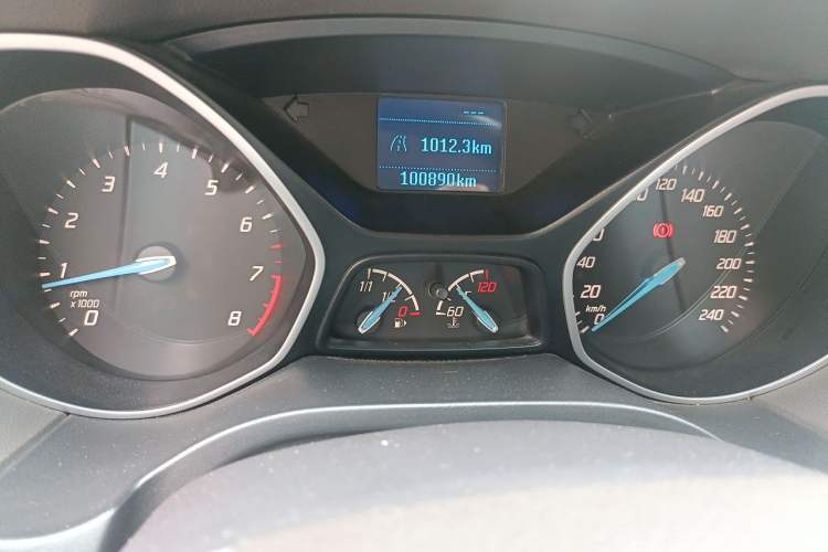 Used Ford Focus 2012 Sedan 1.6L Manual Comfort Model Instrument Cluster