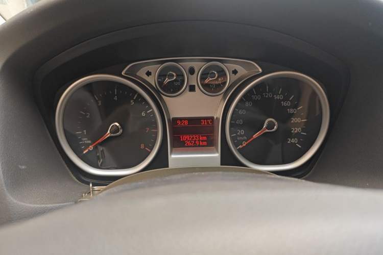 Used Ford Focus 2012 Sedan Classic 1.8L Automatic Base Model Instrument Cluster
