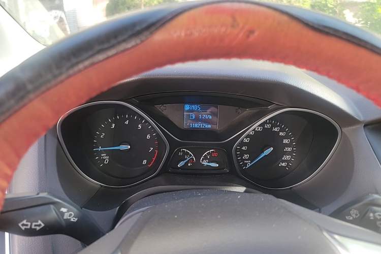 Used Ford Focus 2012 Sedan 1.6L Automatic Fashion Edition Instrument Cluster