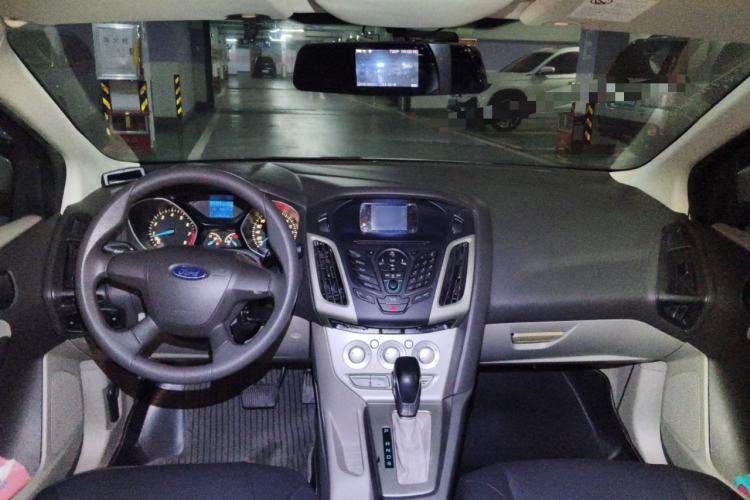 Used Ford Focus 2012 Sedan 1.6L Automatic Comfort Model Interior 2