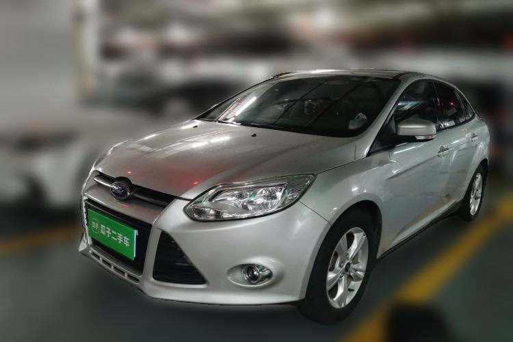 Used Ford Focus 2012 Sedan 1.6L Manual Fashion Edition Guazi used car, China used car export, Used car for sale, Used cars, Cheapest cars for sale