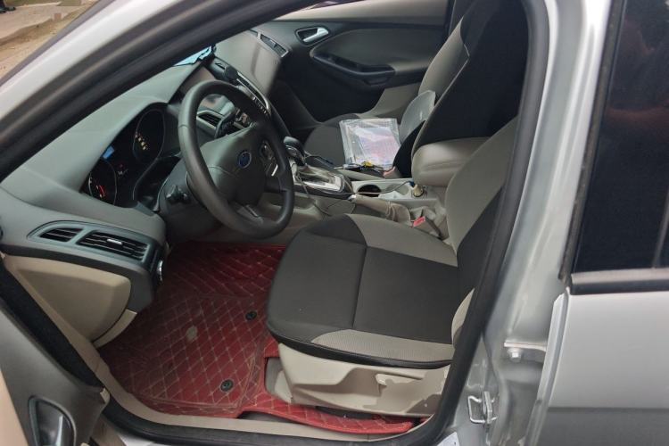 Used Ford Focus 2012 Sedan 1.6L Automatic Comfort Model Left Front Seat