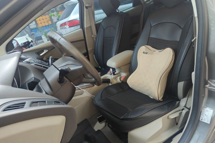 Used Ford Focus 2012 Sedan 1.6L Automatic Comfort Model Left Front Seat