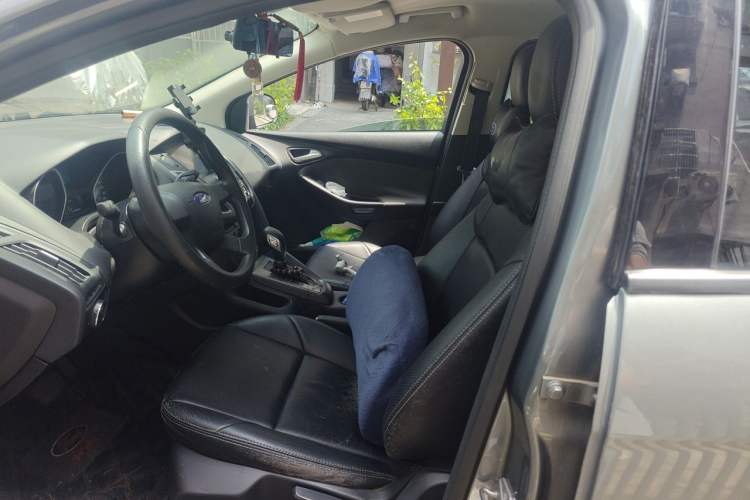 Used Ford Focus 2012 Hatchback 1.6L Automatic Comfort Model Left Front Seat