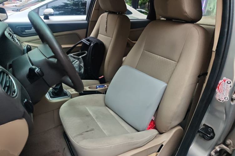 Used Ford Focus 2012 Sedan Classic 1.8L Manual Base Model Left Front Seat