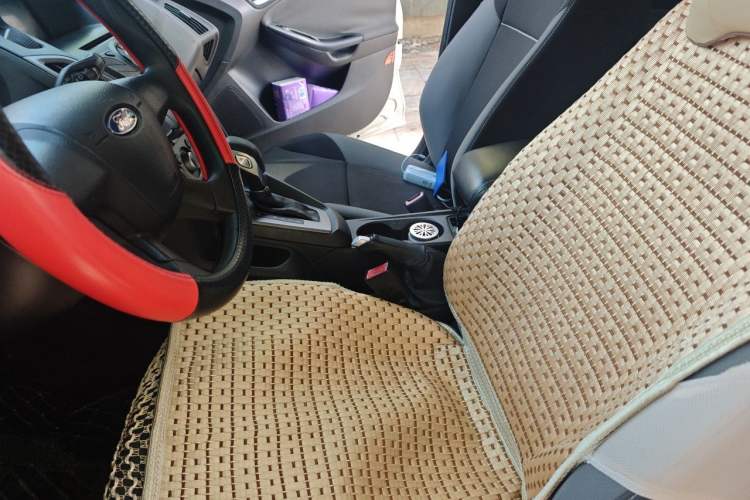 Used Ford Focus 2012 Hatchback 1.6L Automatic Comfort Model Left Front Seat