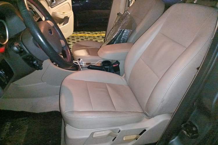 Used Ford Focus 2012 Sedan Classic 1.8L Automatic Fashion Edition Left Front Seat