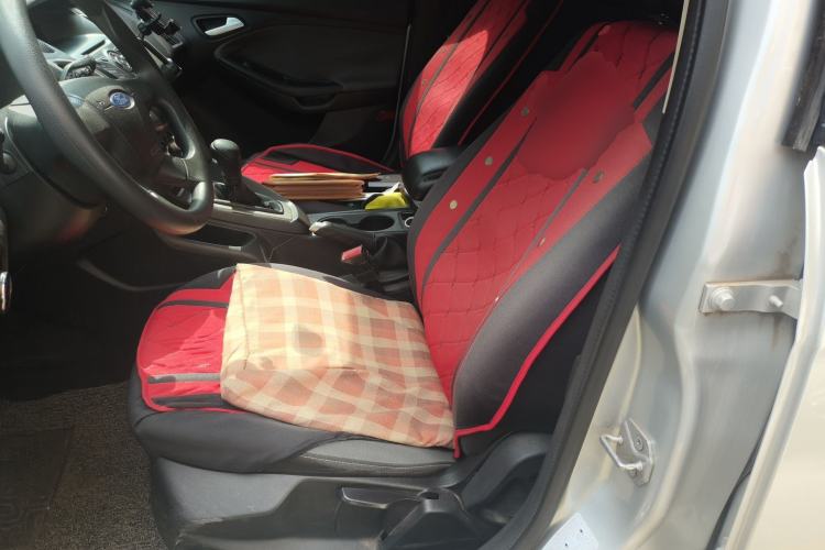 Used Ford Focus 2012 Hatchback 1.6L Manual Comfort Model Left Front Seat