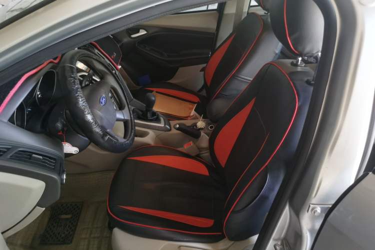 Used Ford Focus 2012 Sedan 1.6L Manual Comfort Model Left Front Seat