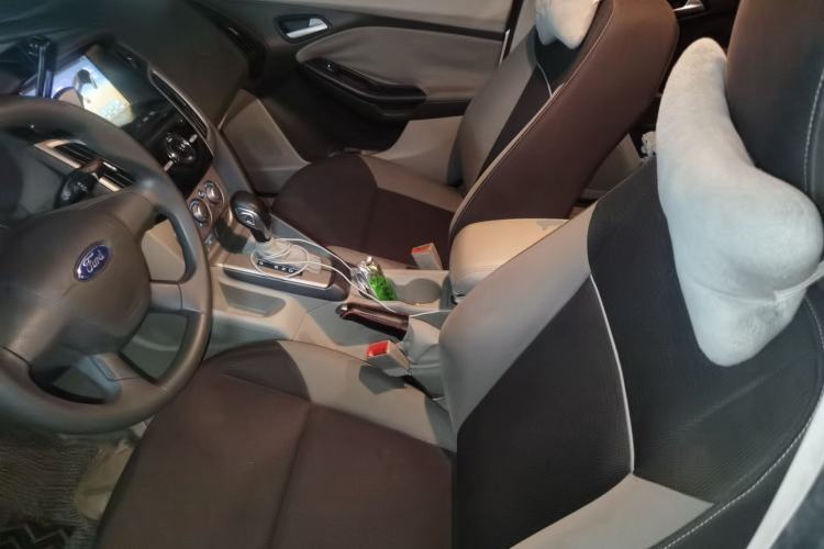 Used Ford Focus 2012 Sedan 1.6L Automatic Comfort Model Left Front Seat