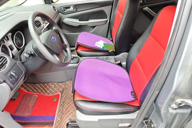Used Ford Focus 2012 Hatchback Classic 1.8L Automatic Base Model Left Front Seat