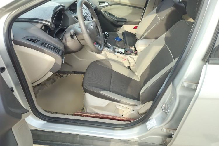 Used Ford Focus 2012 Sedan 1.6L Manual Comfort Model Left Front Seat