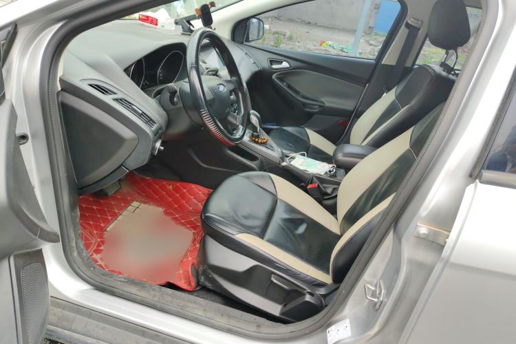 Used Ford Focus 2012 Hatchback 1.6L Automatic Comfort Model Left Front Seat