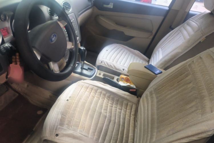 Used Ford Focus 2012 Sedan Classic 1.8L Automatic Base Model Left Front Seat