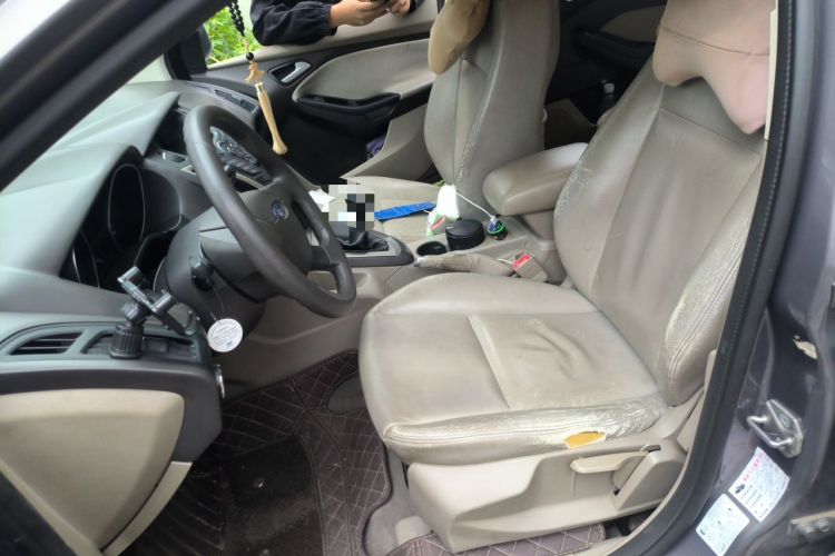 Used Ford Focus 2012 Sedan 1.6L Manual Comfort Model Left Front Seat